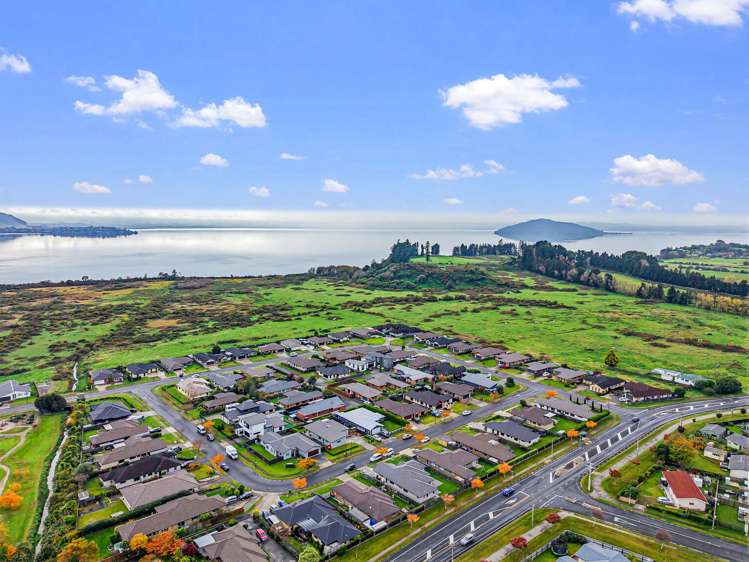 12 Kipling Crescent Owhata_16
