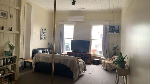2/47-49 Devon Street East New Plymouth_2