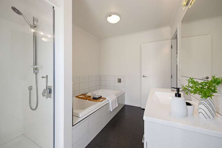 33 Aquila Crescent Rototuna North_23