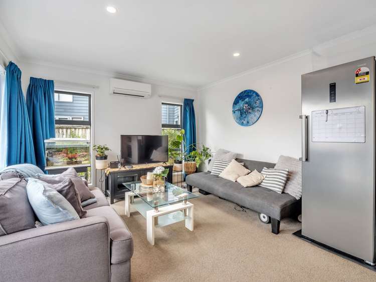 2/5 Jones Crescent Melville_8
