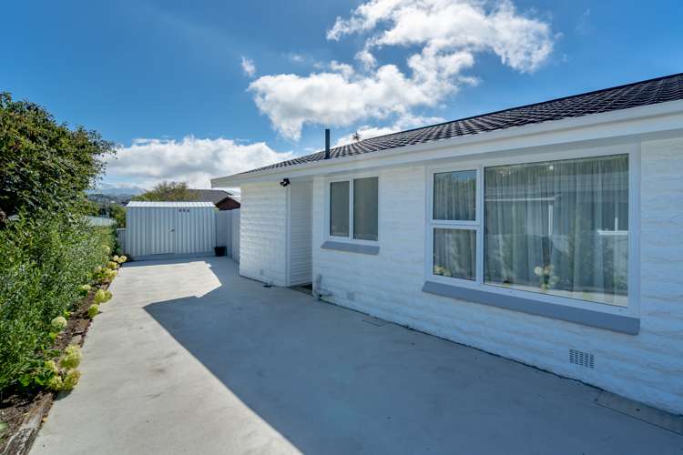 99a Easther Crescent Kew_18