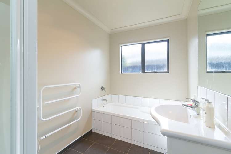 32 Moana Grove Waiwhetu_7