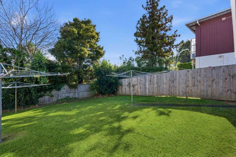 3/4 Cruickshank Crescent Meadowbank_11