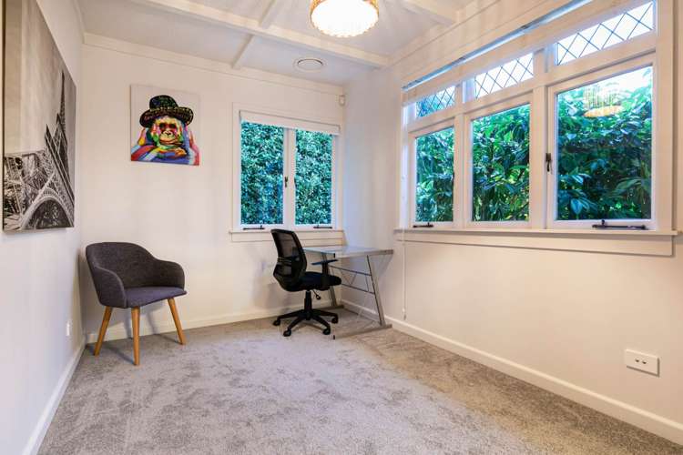 33 Outlook Road Greenhithe_16