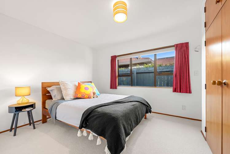 8 Runanga Grove Waikanae_19