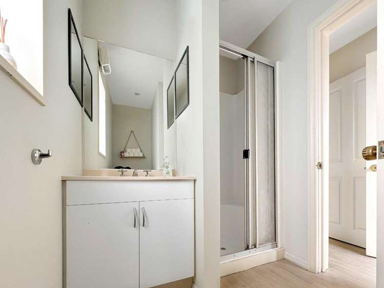 11a Mattingley Street Aranui_11