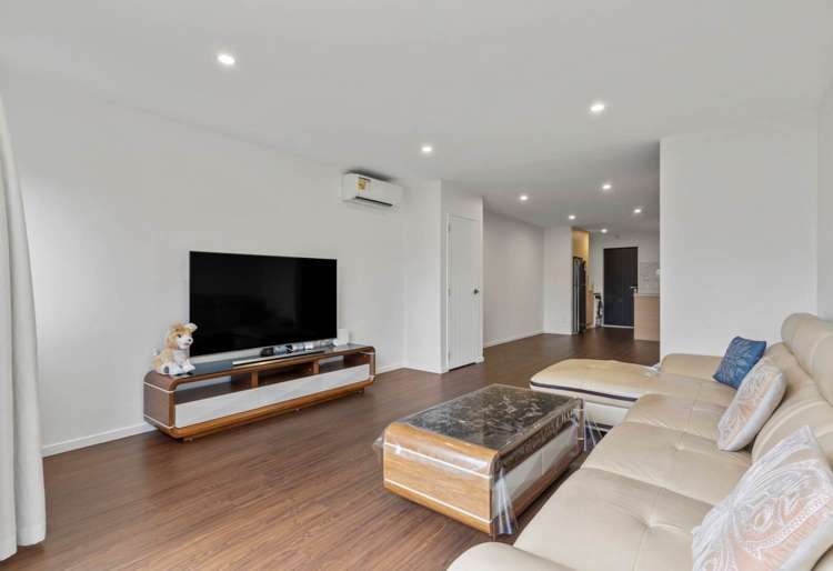 2/55 GREAT SOUTH ROAD Papakura_5