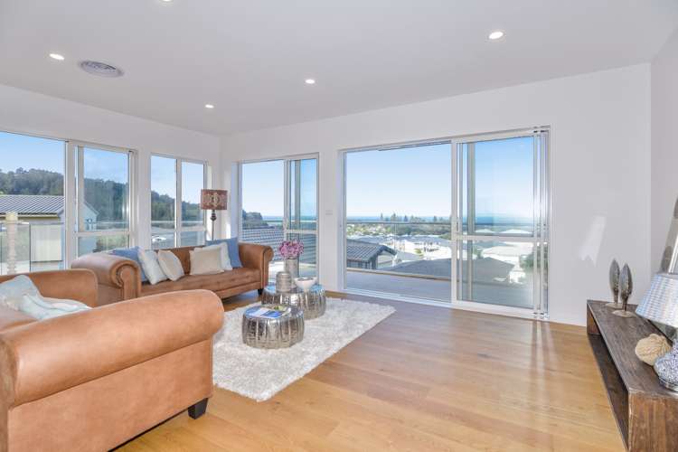 32 Ngahere Views Orewa_8