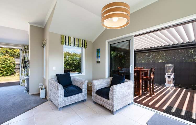 6 Ryeland Avenue Wakefield_13