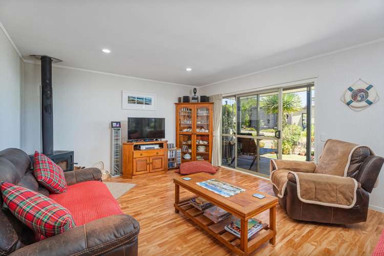 142 Opera Place Whangapoua_6