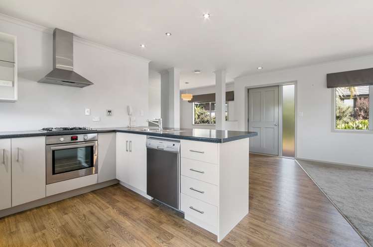 19 Preston Drive Katikati_5