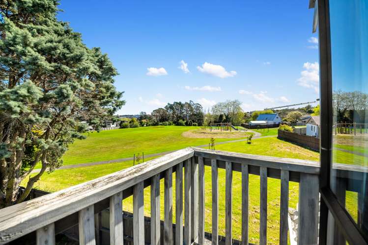 45 Fitzherbert Avenue West Harbour_35