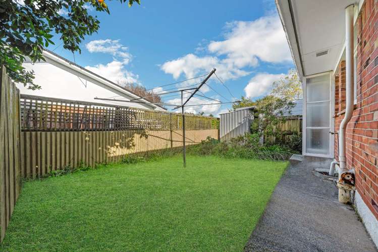 2/8 Winspear Place Papatoetoe_14