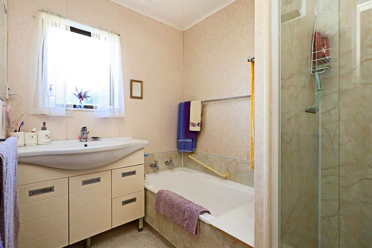 1a Neeve Place Taradale_12