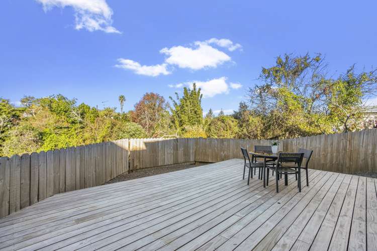 3/20 Gossamer Drive Pakuranga Heights_21