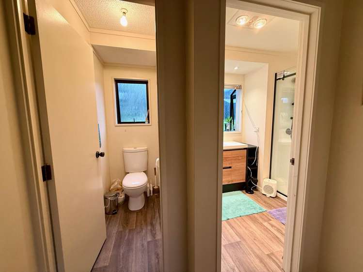 14 James Street Raglan_15