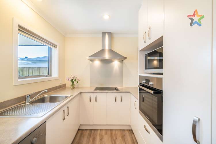 15 Hauora Lane Taita_7