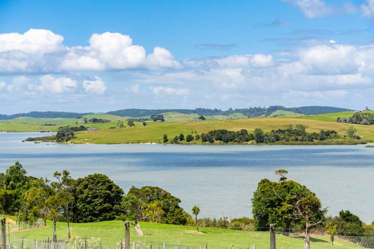 24 Karakanui Road Tinopai_19