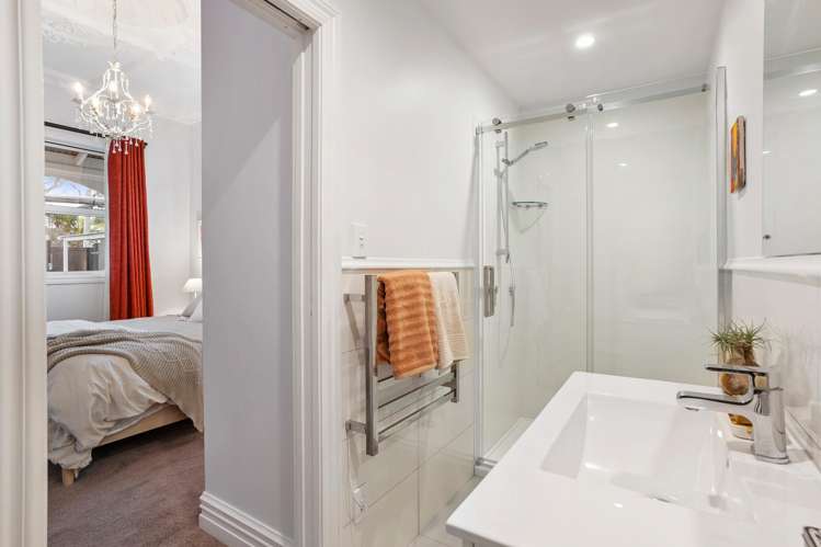 4 Fontenoy Street Mount Albert_13