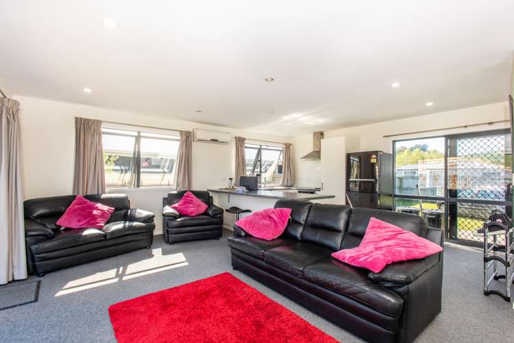 18 Tuamotu Park Wainui_6