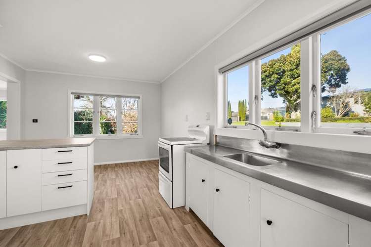 276 Pakura Street 11385_5