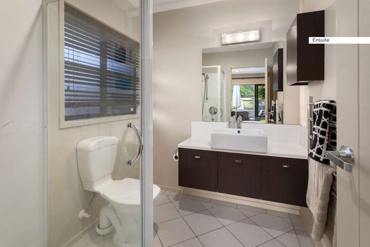 8 Edward Bullen Place Thames_14