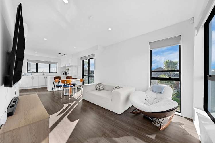 8/45 Dale Crescent Pakuranga_10