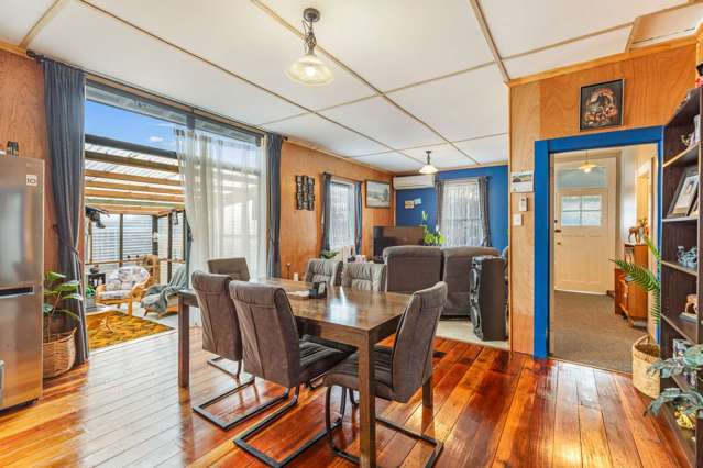 6 and 8 Princess Street Marton_2