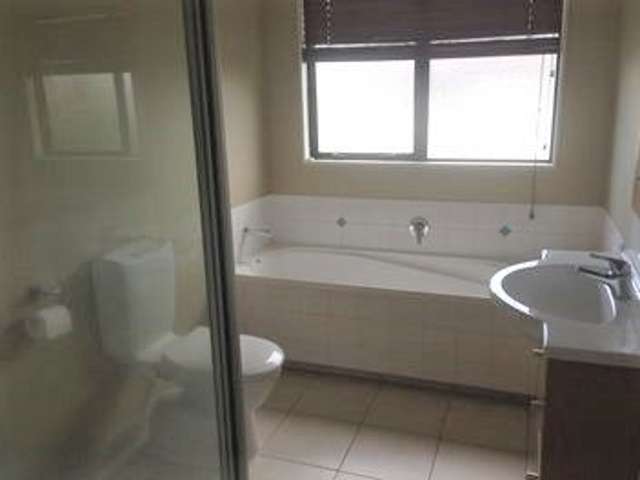 10 Stonebrooke Lane Flat Bush_3