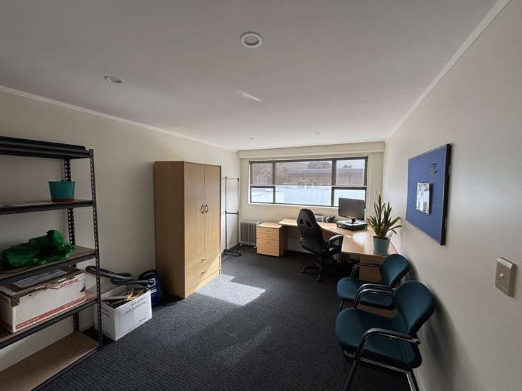 182 Main Road Tawa_2