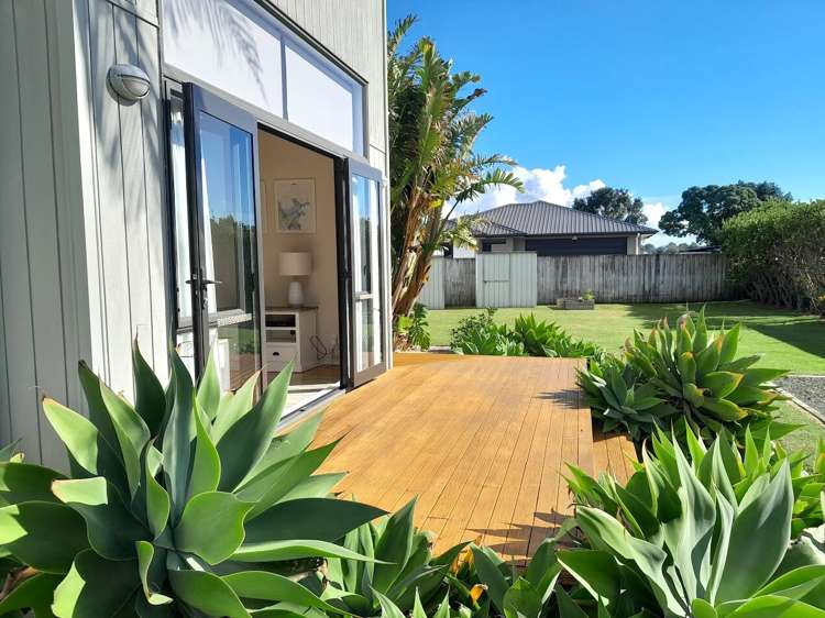 329 Harbour Drive East Matarangi_14