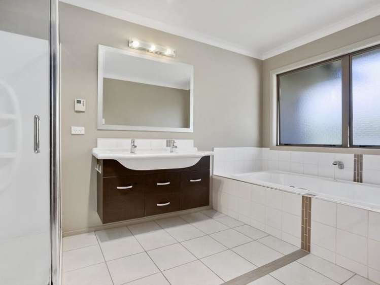 3 Cooper Crescent Cambridge_16