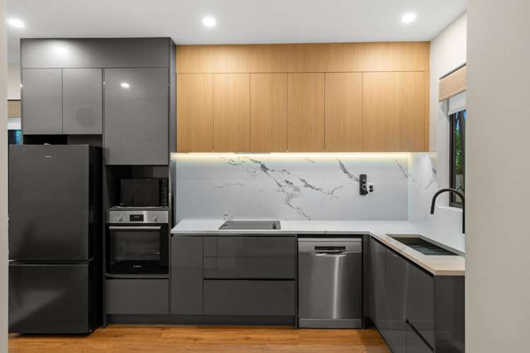 7/11 Camp Road Mt Wellington_3