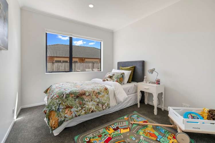 5 Ashkirk Place Wattle Downs_17