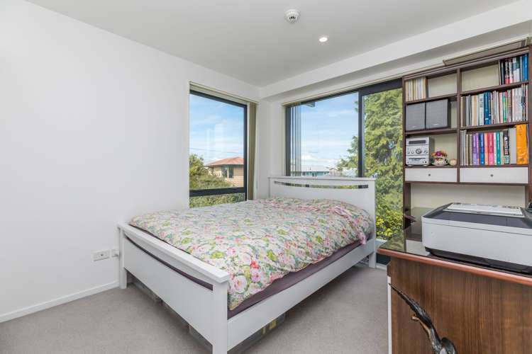 215/8 Thompson Park Road Mount Wellington_9