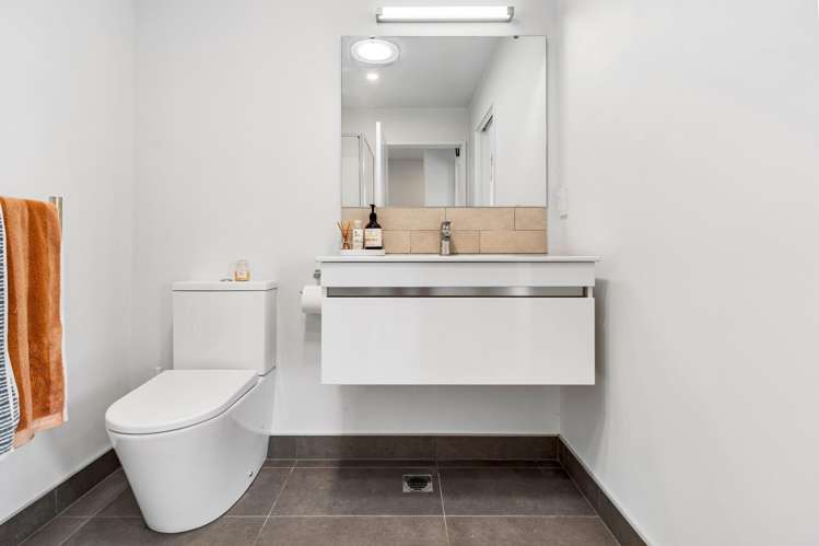 25 Gateway Avenue Beachlands_20