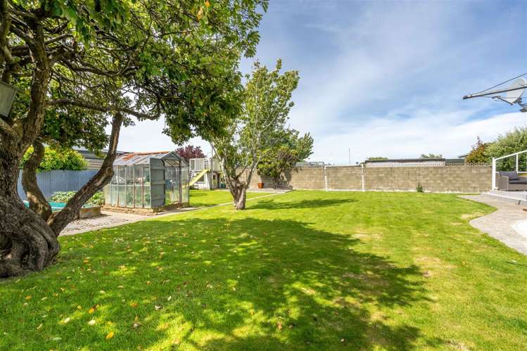 166 Chelmsford Street Windsor_14