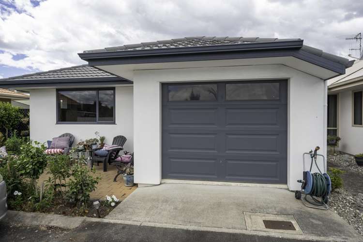 13 Ivy Crescent Richmond_15