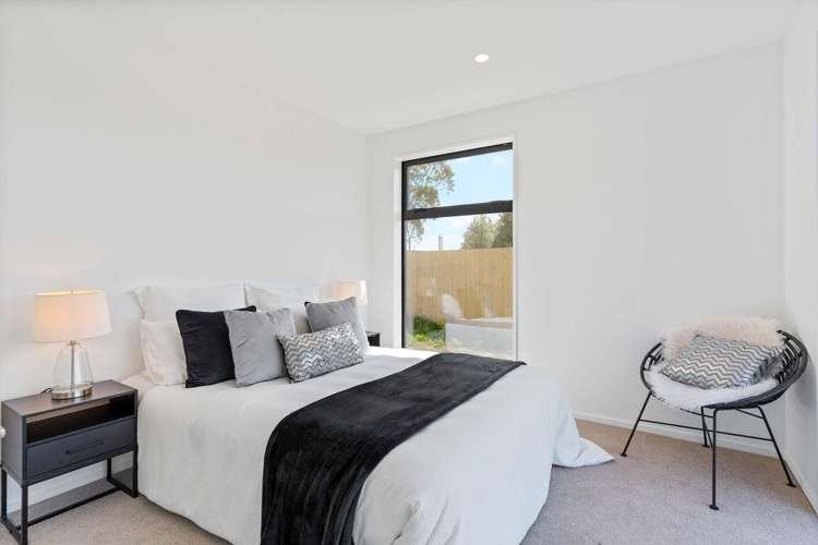 8 Molly Place Southbridge_14