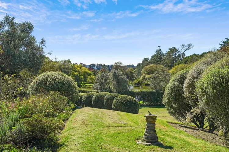 14 Broadwood Rise Kumeu_18