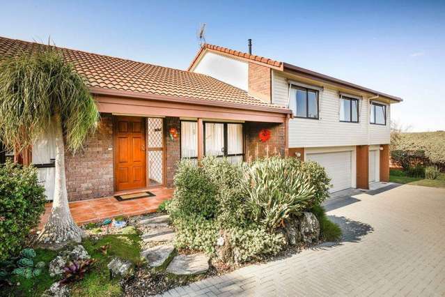 Spacious Family Home in Half Moon Bay