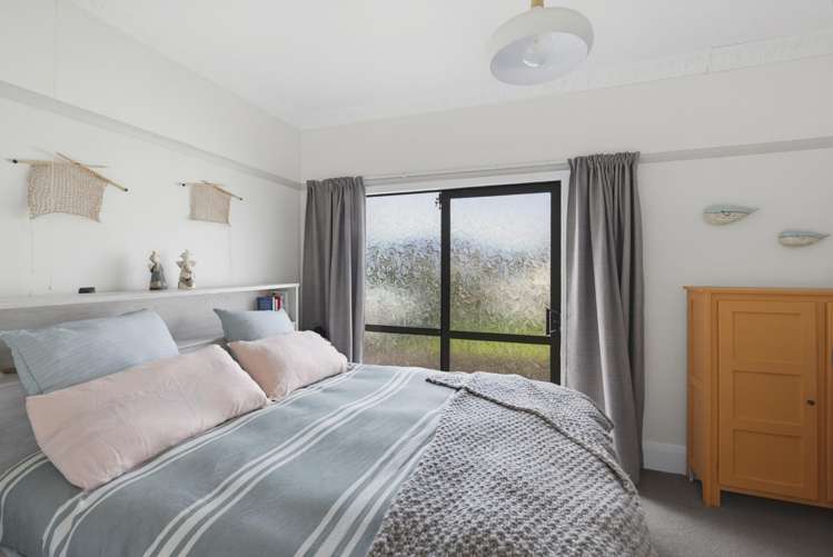 84 Park Avenue Waitarere Beach_11