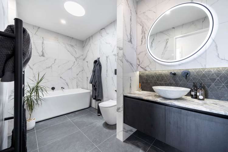 40 Diamond Lane Riverhead_22