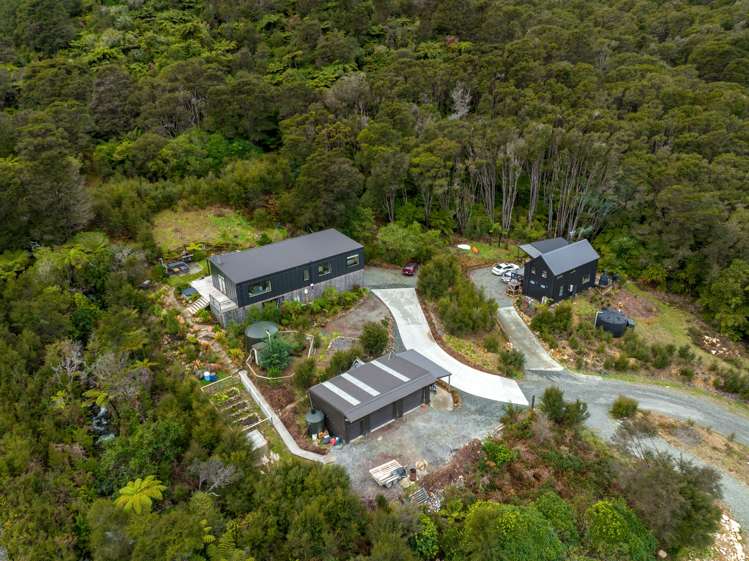 5 Toki Place Kaiuma Bay_25