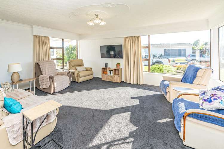 7 Exeter Crescent Springvale_9