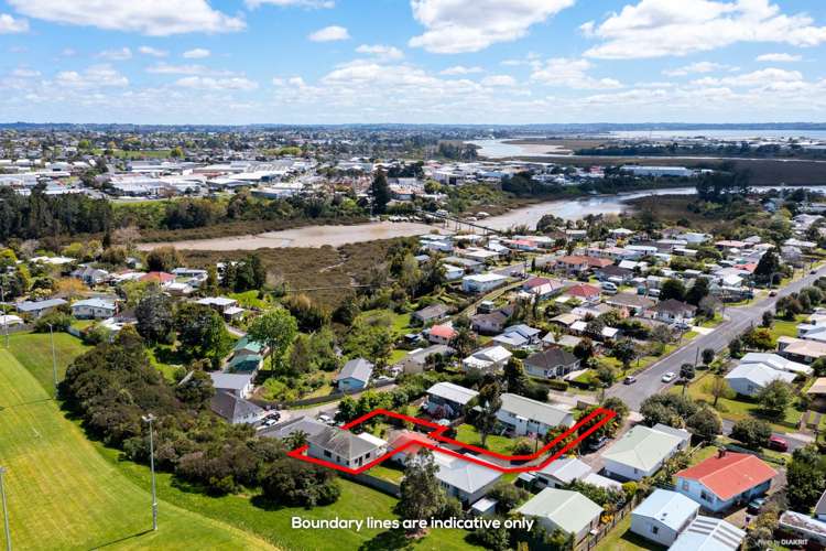 1/42 Brains Road Kelston_17