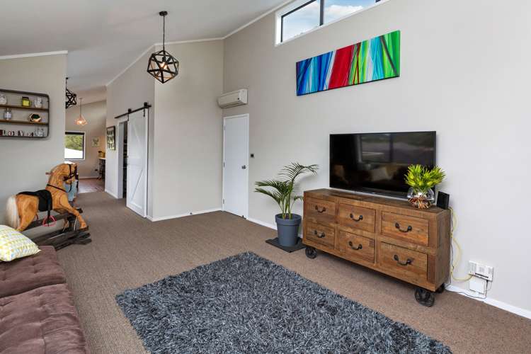 8 Mcainch Place Kamo_8