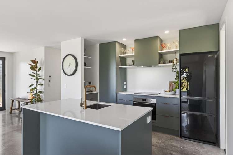 4 Fox Street Okato_21