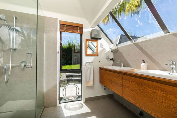 3 Rame Road Greenhithe_12