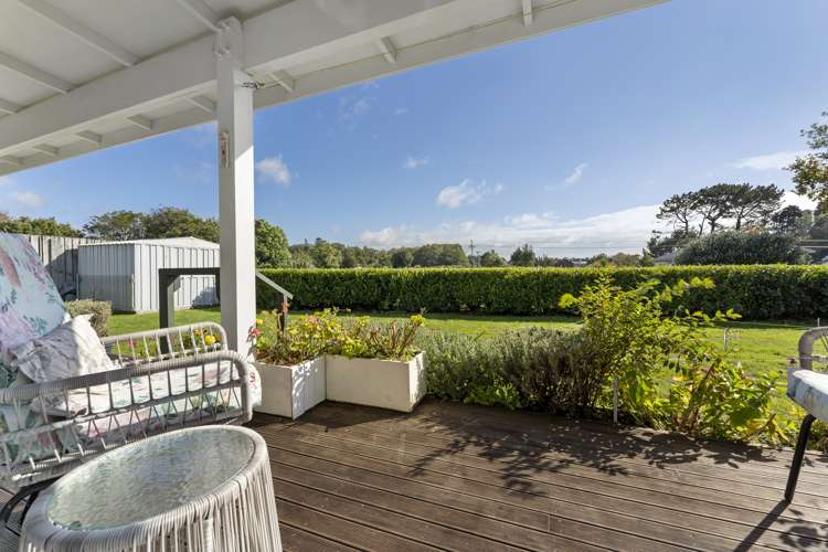 4 Montague Grove Stratford_21